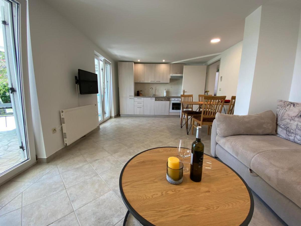 Apartment Bianca Premantura Istrien Екстер'єр фото